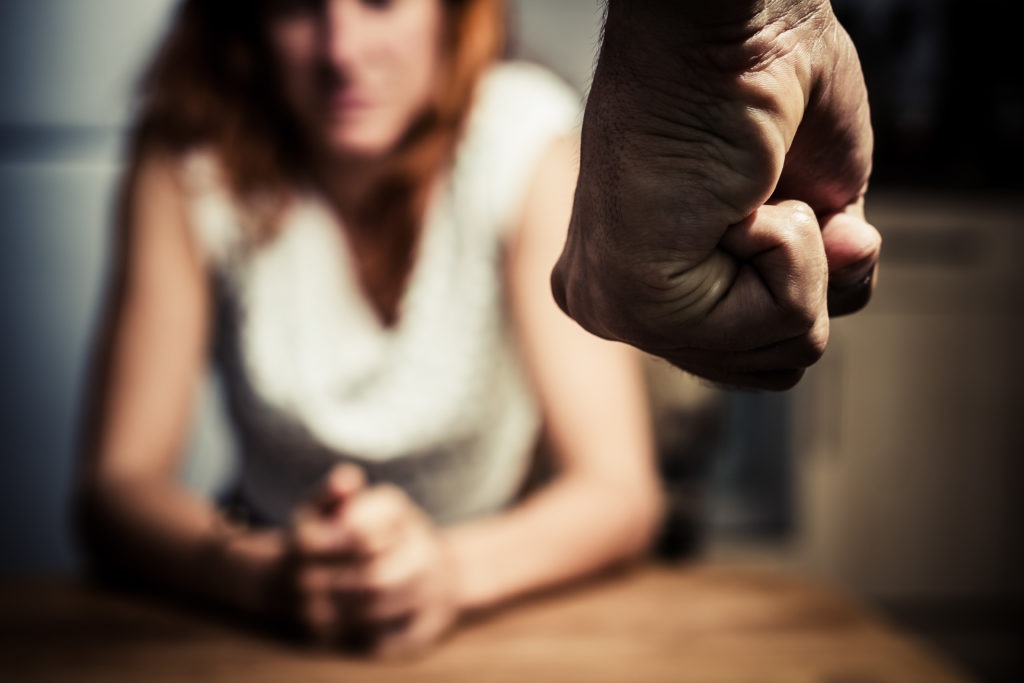 MG registra 32 casos de feminicídio nos dois primeiros meses de 2026